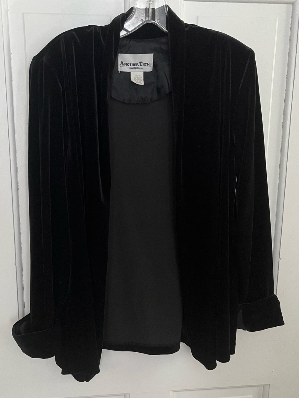 Another Thyme black velvet blazer size M